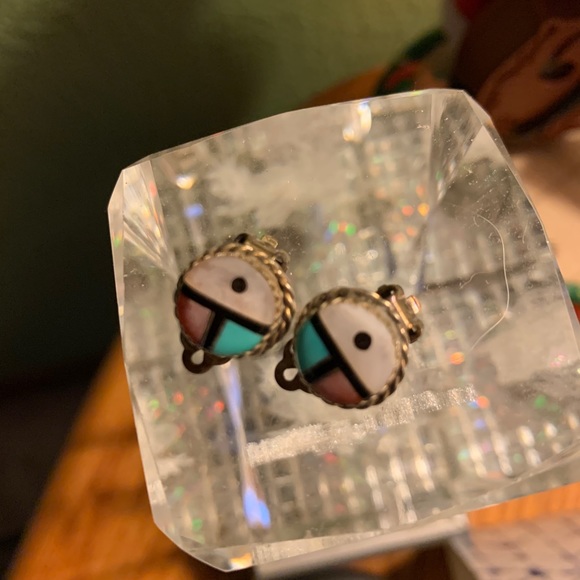 Jewelry - Zuni vintage clip earrings.